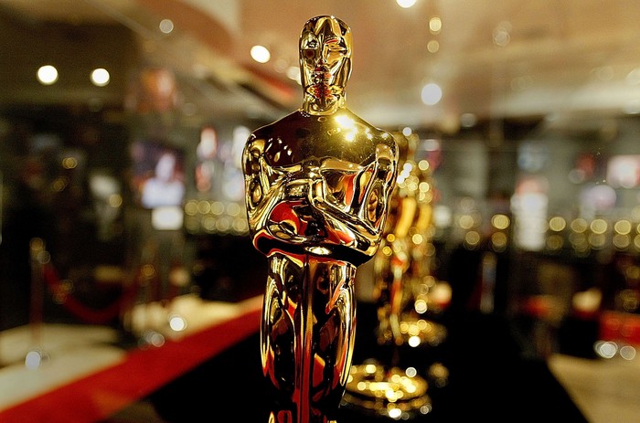 Oscar HOLLYWOOD - FEBRUARY 20: A display case is seen full of Oscar statues February 20, 2004 in Hollywood, California. These are the Oscar statuettes that will be handed out on February 29 at the 76th Academy Awards ceremony and will be on display at the Hollywood & Highland entertainment complex. (Photo by Carlo Allegri/Getty Images)