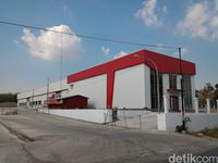 Pabrik Esemka di Boyolali. 