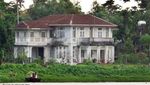Foto: Ini Rumah Suu Kyi di Tepi Danau yang Dilempar Bom Molotov