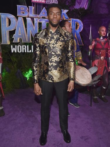 Nama Meghan Markle bersandingan dengan Chadwick Boseman di nominasi Teen Choice Awards 2018.