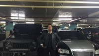 Postingan Sunan Kalijaga itu tapi kini sudah dihapus. Dan ketika mengunggah foto baru sambil pamer mobil, Sunan mulai menutup kolom komentar.  oto: Instagram/sunan_kalijagash