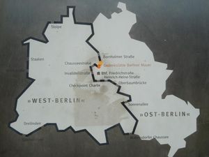 30 Tahun Usai Tembok Berlin Diruntuhkan, Jerman Timur Merasa Rendah Diri