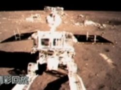 Potret Robot Mungil Asal China yang Menjelajahi Bulan