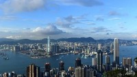 Di peringkat 7 ada Hong Kong, cuma 26% masyarakatnya yang mengaku religius. Tapi traveler masih dapat menjumpai banyak acara dan tradisi leluhur yang dilakukan oleh masyarakat Hong Kong (AFP)