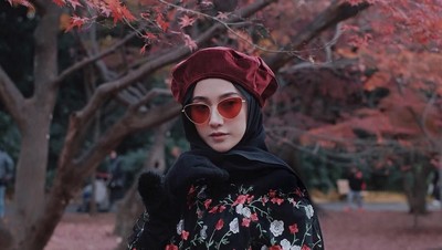 12 Inspirasi Gaya Selebgram Hijab Jalan-Jalan Ke Jepang