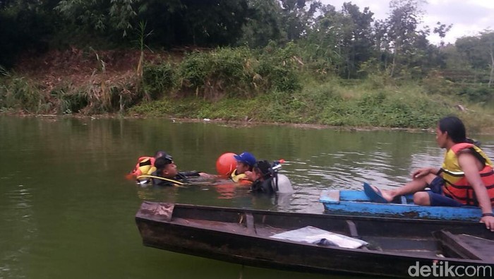 Asyik Cari Ikan, Pelajar di Malang Tenggelam di Sungai Bendungan Lahor