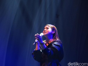 Tetap Anggap Keluarga, Rossa Terus Dukung Karier Yoyo