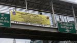 Foto: Spanduk Perubahan Nama Jalan jadi Jl AH Nasution Masih Terpasang