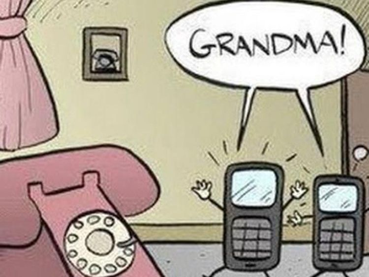 Meme Gadget Zaman Dulu Ketemu Gadget Zaman Now