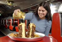 Warga London Ditantang Habiskan Burger Sekaligus 3 Kilogram