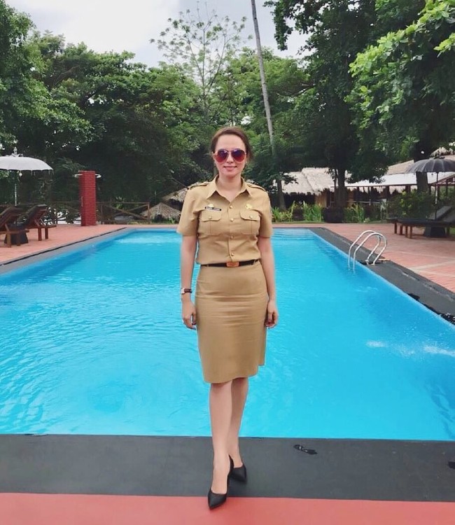 Victorine Lengkong jadi sorotan dan mencuri atensi di media sosial karena memiliki penampilan yang menawan dan gaya busananya yang modis. Foto: Instagram