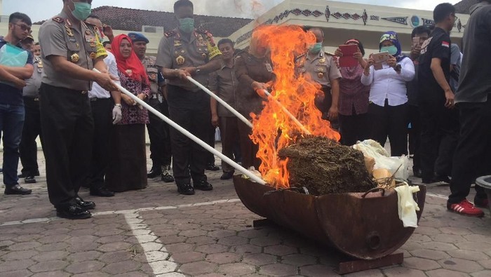 Polda Sumut Musnahkan 69 Kg Sabu Jaringan Internasional