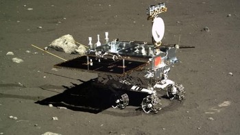 Rover dengan enam roda ini dikembangkan mulai 2002, dan selesai pada 2010. (Foto: Internet)