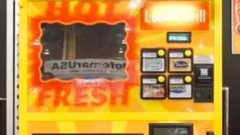 Vending machine hot dog penangkal kelaparan. Foto: istimewa