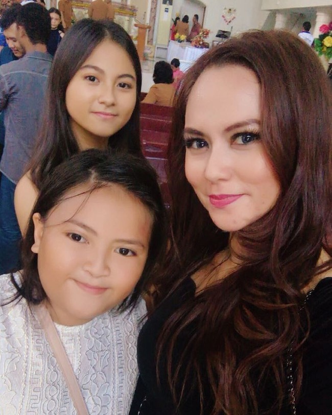 Bagaimana menurutmu penampulan Victorine ini? Cantik dan awet muda ya. Foto: Instagram