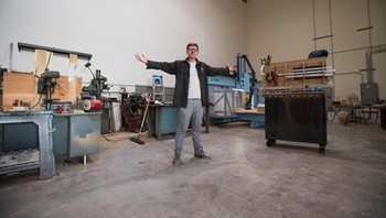 Awalnya, Erik yang dibesarkan di keluarga kaya di Idaho, Amerika Serikat, diberi hadiah USD 1.000 dari neneknya saat masih berumur 12 tahun. Semua uang itu dibelikannya Bitcoin yang kala itu belum terlalu dikenal. Foto: Instagram