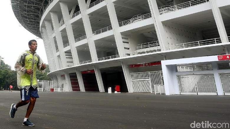 Kini Area Jogging di Kompleks SUGBK Lebih Luas Setelah renovasi Stadion Utama Gelora Bung Karno rampung, kini masyarakat bisa kembali joging dan berolahraga lainnya di sekeliling stadion utama.