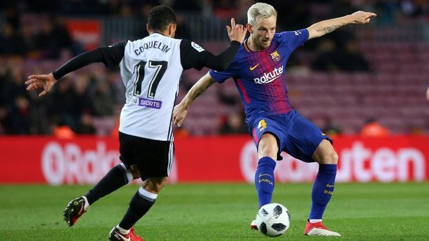 Ivan Rakitic membongkar rahasia Lionel Messi mengenai membeli rumah tetangga.