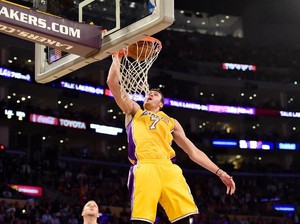 Kontes Slam Dunk NBA 2018: Akankah Ada Penerus Kobe?