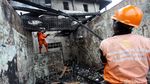 Foto: Rumah yang Terbakar di Jakbar Tewaskan Satu Keluarga Digaris Polisi