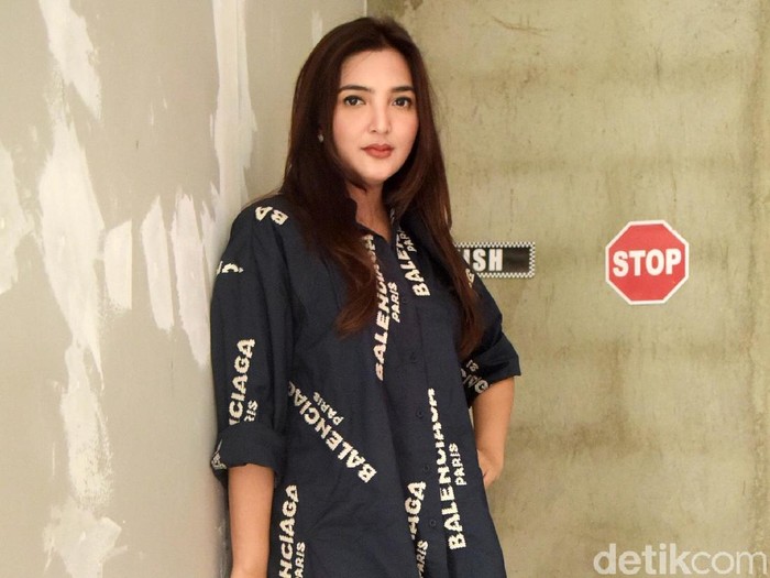 Arsy dan Arsya Kena Flu Singapura, Ashanty Minta Saran Netizen