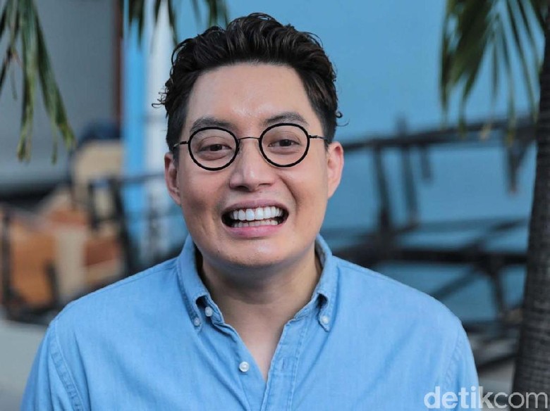 Di Hari Valentine, Edric Tjandra Tunjukkan Wanita yang Siap Dinikahinya Di Hari Valentine, Edric Tjandra Tunjukkan Wanita yang Siap Dinikahinya