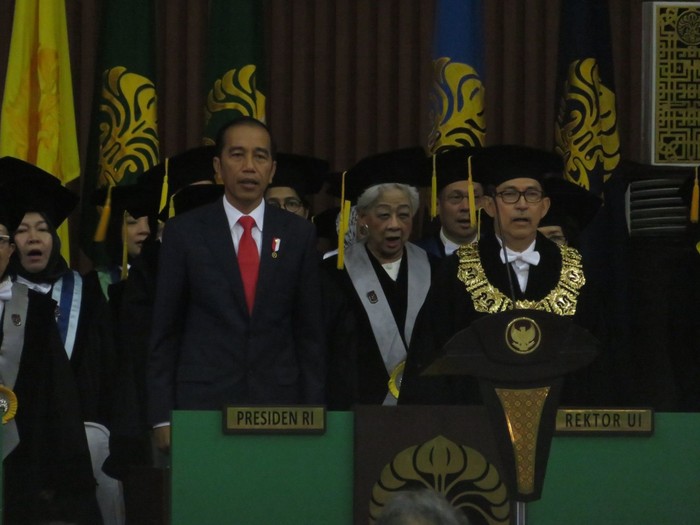 Didampingi Puan-Sri Mulyani, Jokowi Hadiri Dies Natalis Kampus UI