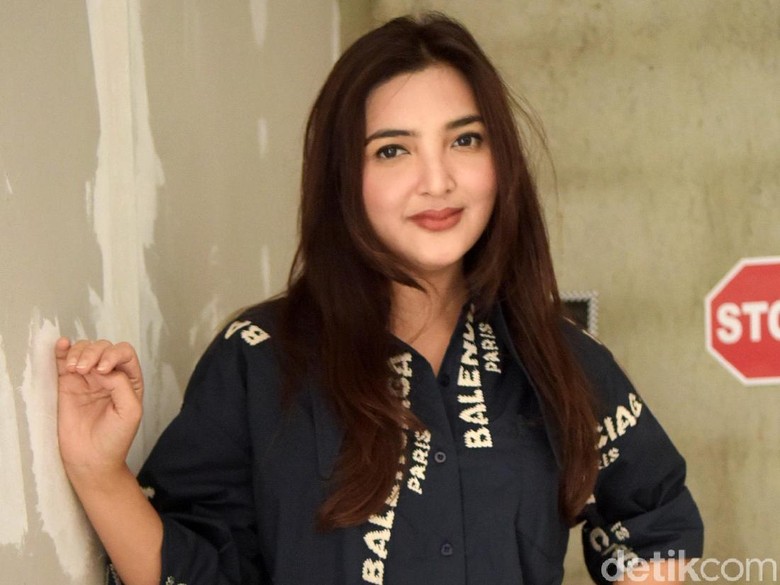 Mantap! Ashanty Berhasil Raih Gelar S2 dengan Nilai A Mantap! Ashanty Berhasil Raih Gelar S2 dengan Nilai A