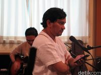 Cerita Pertemuan Naif dan Tompi