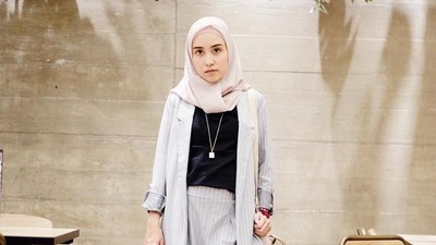 Jadi Mahmud Anak Tiga, Deretan Hijabers Ini Tetap Cantik & Stylish
