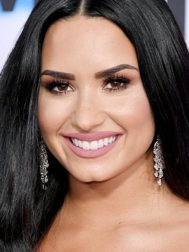 Bulu Mata Palsu Rp 60 Ribuan yang Jadi Favorit Artis Hollywood