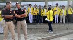 Foto: Aksi Mahasiswa UI Sambut Kedatangan Jokowi