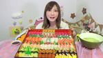 Bikin Lapar! 10 Aksi Yuka Kinoshita Makan Makanan Super Banyak