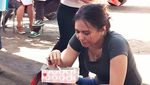Ini Lho 8 Pose Cantik Victorine Lengkong si Kate Middleton Indonesia dengan Makanan!