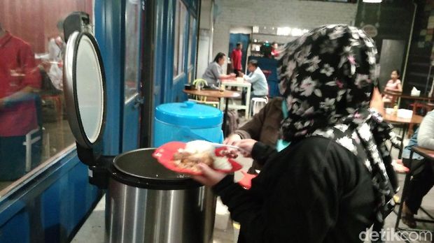 Puasa Senin-Kamis Bisa Makan Gratis di Warung Makan Cirebon Ini