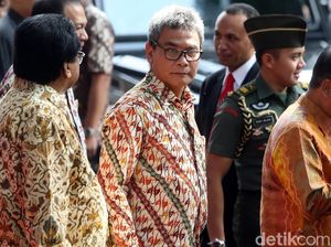 Bagi Sembako Jokowi Disebut Kampanye, Istana: Tak Masuk Akal