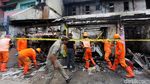 Foto: Rumah yang Terbakar di Jakbar Tewaskan Satu Keluarga Digaris Polisi