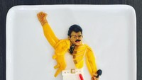 Selamat ulang tahun Freddie Mercury! Dia terbuat dari mashed potato, lemon, pir, lobak, dan paprika merah. Semoga minggu kalian menyenangkan!, tulis Harley di laman instagram pribadinya. Foto: Instagram @harleyfood_art