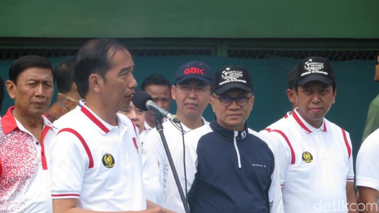 Presiden Jokowi Resmikan Lapangan Tenis di GBK Presiden Jokowi Resmikan Lapangan Tenis di GBK