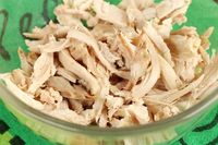 Mendung Begini Enaknya Bikin Soto Ayam yang Gurih Hangat, Ini Tipsnya!