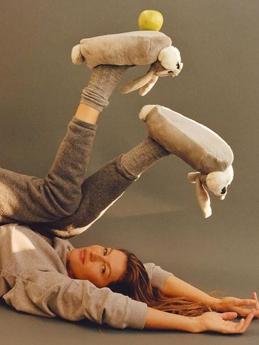 Bikin Iri, Foto Gisele Bundchen di Vogue yang Tetap Cantik Tanpa Makeup