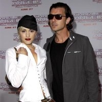 Gavin Rossdale dan Gwen Stefani menjadi couple goals di era 90-an. Keduanya sama-sama musisi dan memiliki gaya busana yang nyentrik di eranya.  Foto: dok. Getty Images