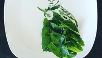 Sosok Harry Potter yang diperankan Daniel Radcliffe dibuat Harley dari daun mint, lho! Foto: Instagram @harleyfood_art