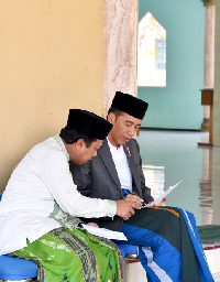 Resmikan Universitas Ibrahimy, Jokowi Pesan Ini ke Menristek