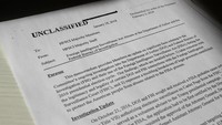 Memo rahasia yang diungkap Trump dianggap menunjukkan penyalahgunaan program pengintaian Foreign Intelligence Surveillance Act atau FISA oleh FBI dan Departemen Kehakiman AS. Pengintaian dilakukan terhadap seorang anggota tim kampanye Trump, Carter Page, semasa kampanye pilpres 2016. Foto: REUTERS/Jim Bourg