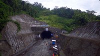 Terowongan Notog akan menghubungkan jalur doublé track kereta api antara Purwokerto-Kroya. Area outlet tunnel, berada pada Grumbul Gandulekor Desa Notog Kec Patikraja Kab Banyumas, merupakan arah sisi keluar tunnel. Posisi outlet berada pada KM 359+628. Dok. PT PP (Persero)