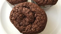 Selain macaroni, wanita 39 tahun ini juga pernah membuat brownies cokelat. Kelihatannya enak ya? Foto: Instagram @dagnesia