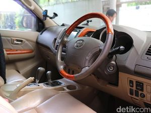 Begini Cara Teddy Menyesuaikan Menyetir di Daerah Setir Kiri