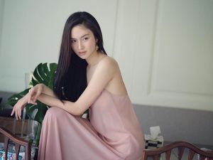 15 Potret Nong Poy, Transgender Thailand Paling Cantik di Dunia