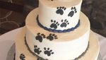 So Sweet! Ada Sosok Anjing Kesayangan di Cake Pernikahan Pasangan Ini